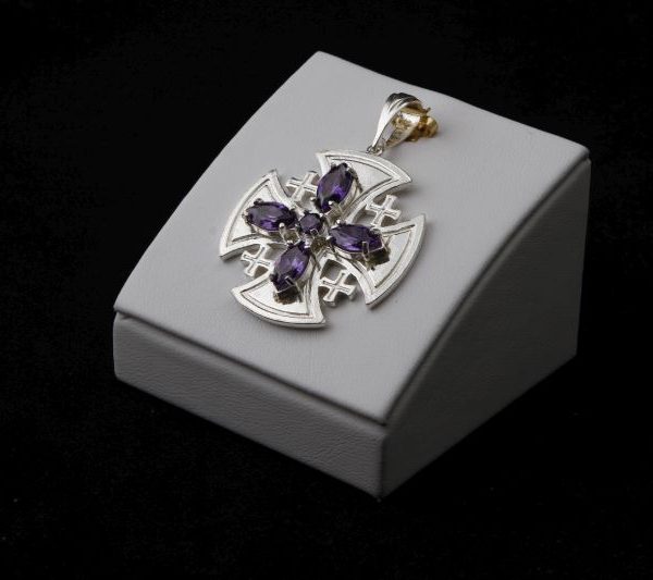 Jerusalem Cross with amethyst 1