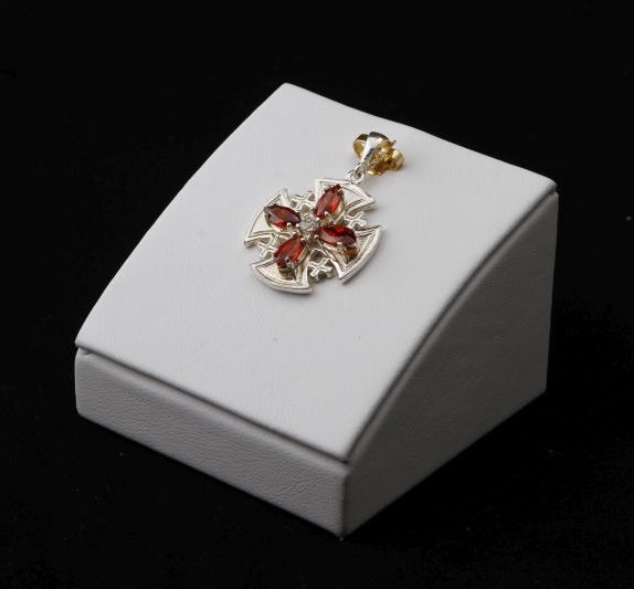 Jerusalem Cross with ruby