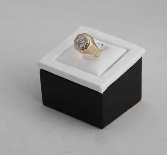 Ring with Dia - 14K