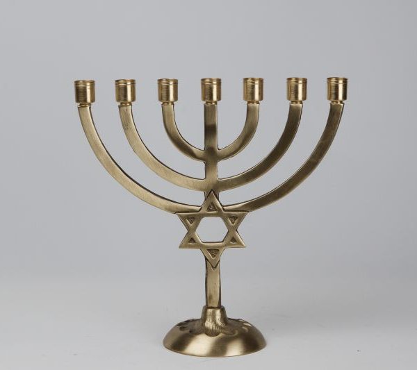 Round Menorah with star 1