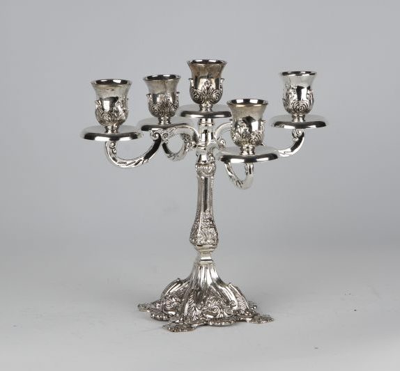 Quintuple candlestick