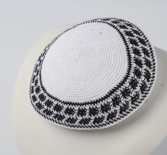 Embroidery kippah