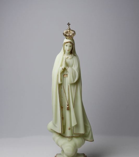 Clay statute of Virgin Mary phosphoric small – Size 4 1
