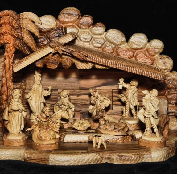 Zacharia artist made nativity set