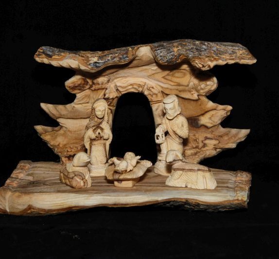 Nativity family small natural Bark